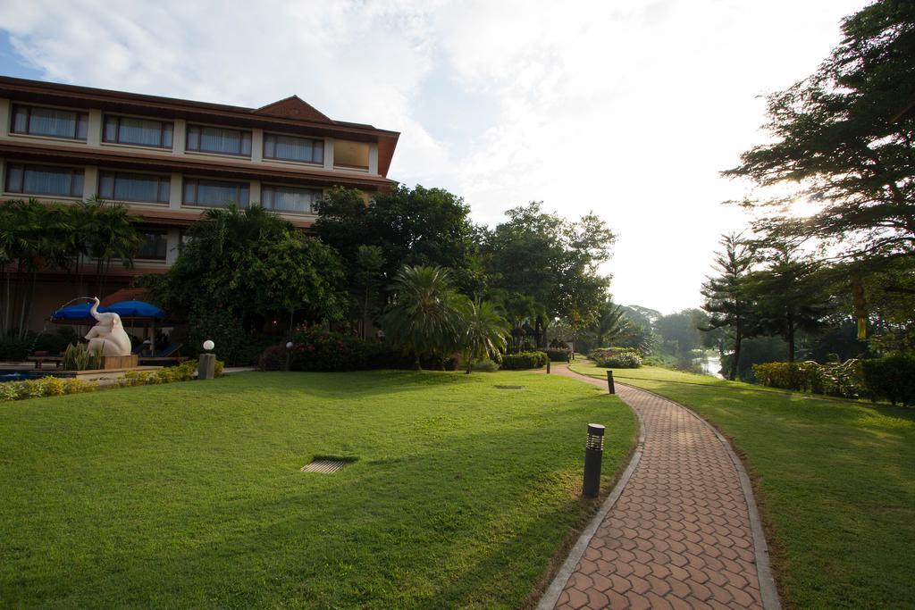 The Imperial River House Resort, Chiang Rai Exterior foto